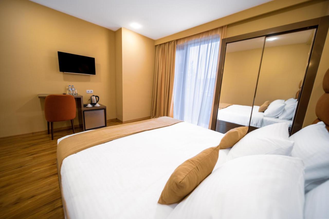 Hotel Residence Plaza Tbilisi Exterior photo
